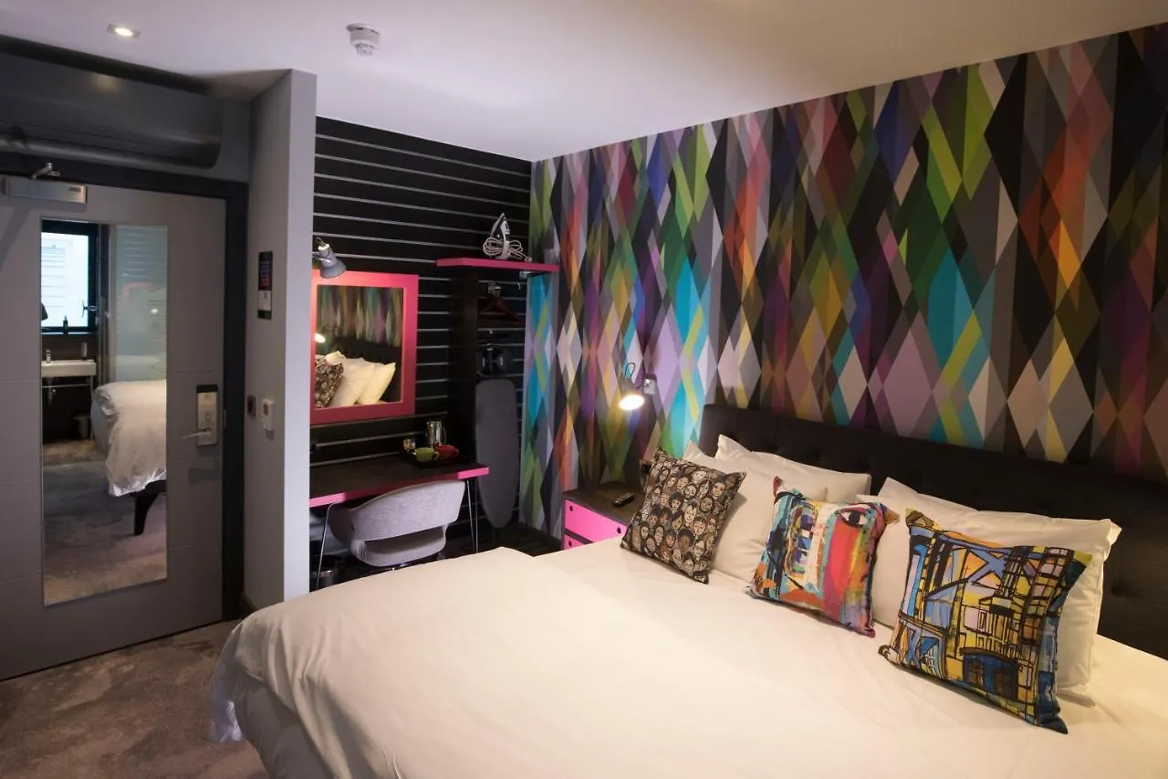 Village Hotel Southampton Eastleigh 4*,  Royaume-Uni